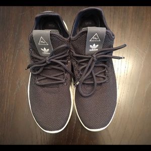 ADIDAS HU PHARRELL WILLIAMS TENNIS SHOES